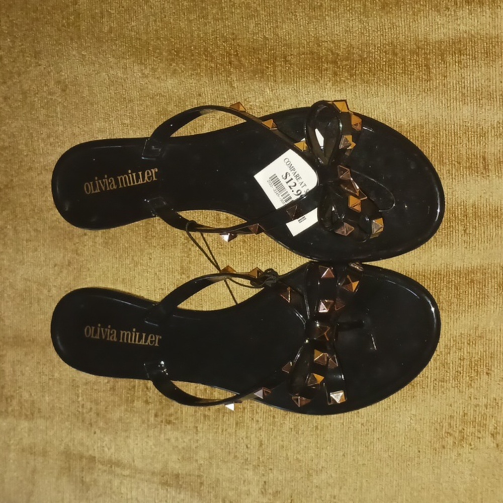 Olivia Miller ,Black & Gold sandals, Size 8,NWT